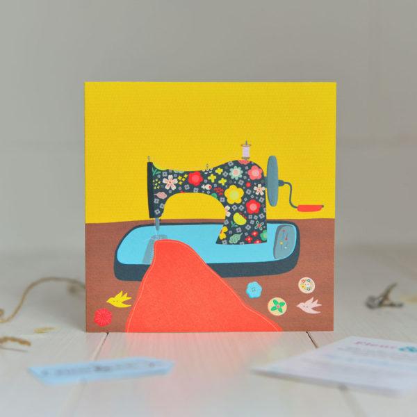 Irish made Greeting Card of a vintage sewing machine adorned with flowers. Made by Fleur & Mimi in Co. Tipperary