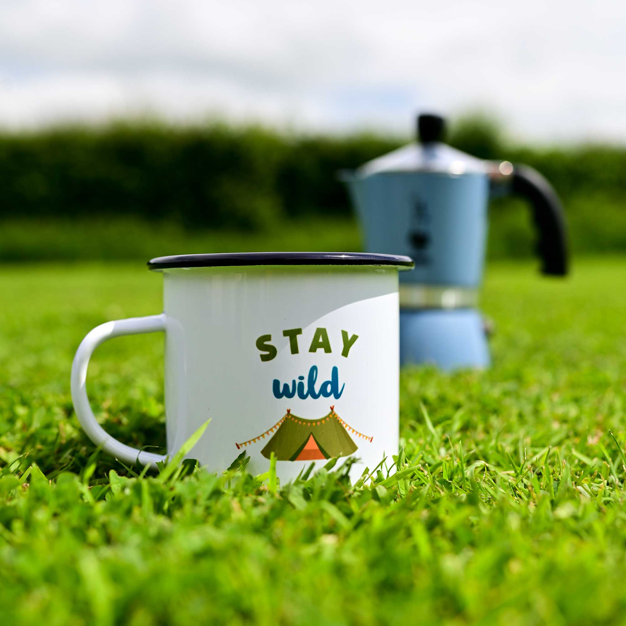 Fleur & Mimi in Co. Tipperary are passionate about sharing their love for sustainable living, and their retro enamel mugs are a small way to bring a piece of eco-friendly spirit into your life! Ideal for camping, hiking, swimming or a picnic on the lawn. Best Enamel Mugs Ireland.